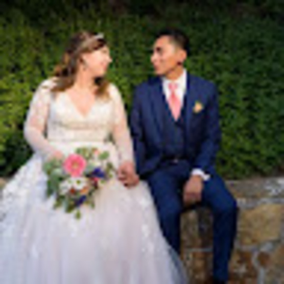 Meet your Posher, Carlos - Picture 1 of 1